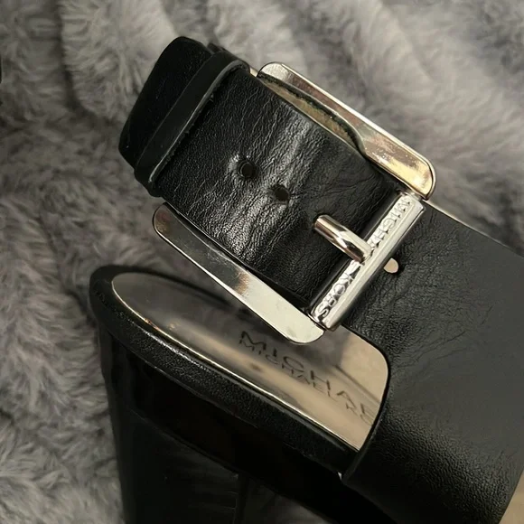 Michael Kors Black Leather Heels - Carla - worn only once on carpet. - Picture 5 of 7